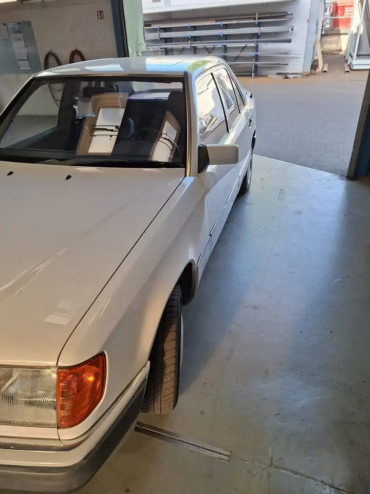 Mercedes-Benz 200 w124, foto 7