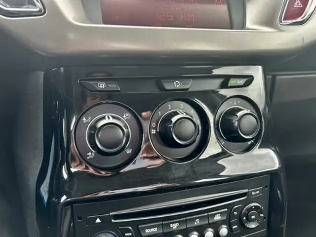 Citroen C3 view 13