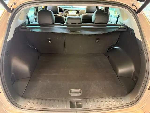 Hyundai Tucson view 10