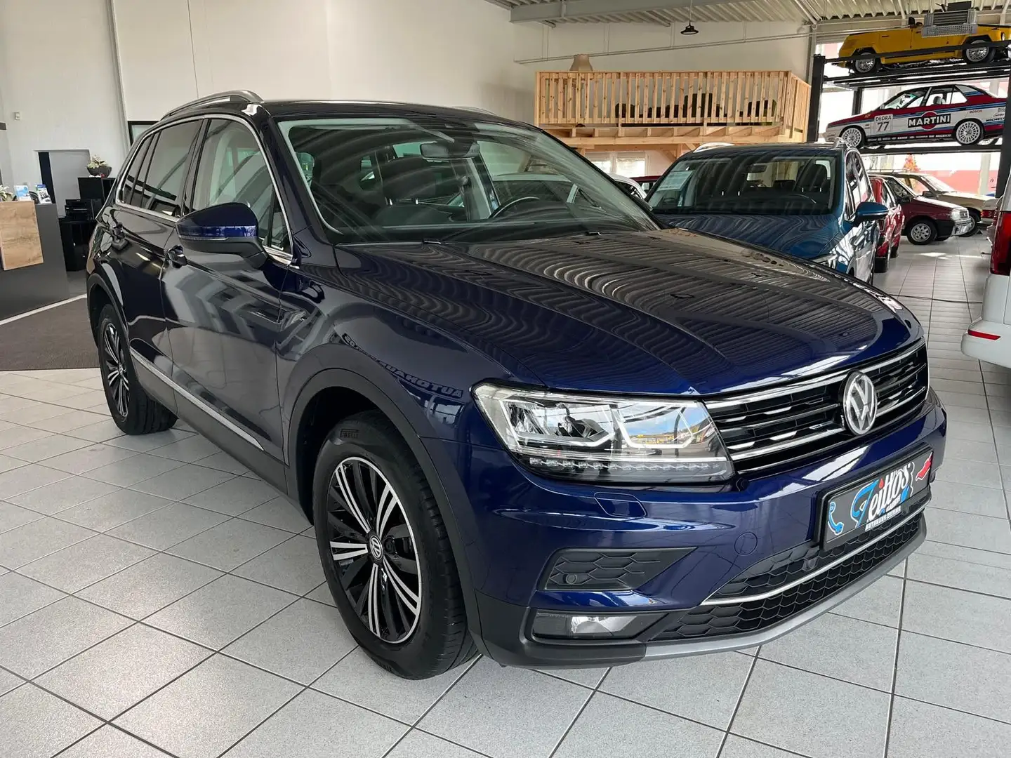 Volkswagen Tiguan Highline 4Motion *Automatik*StHz*AHK*LED* Blau - 2