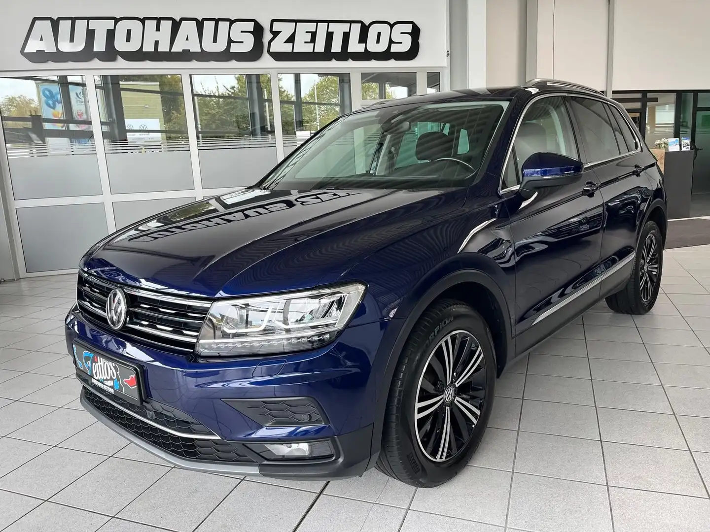 Volkswagen Tiguan Highline 4Motion *Automatik*StHz*AHK*LED* Blau - 1