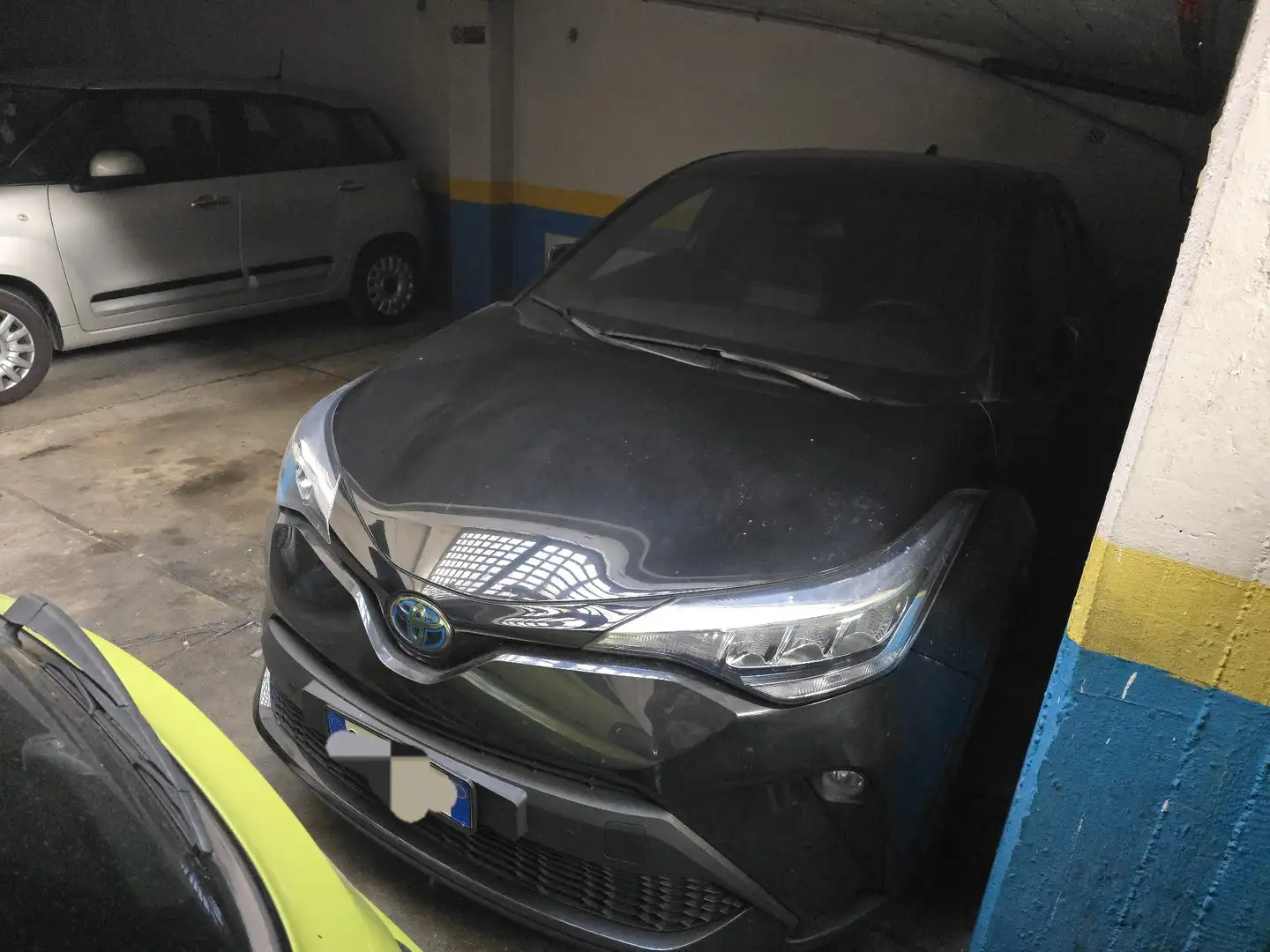 Toyota C-HR C-HR 1.8h Black Edition e-cvt Nero - 2