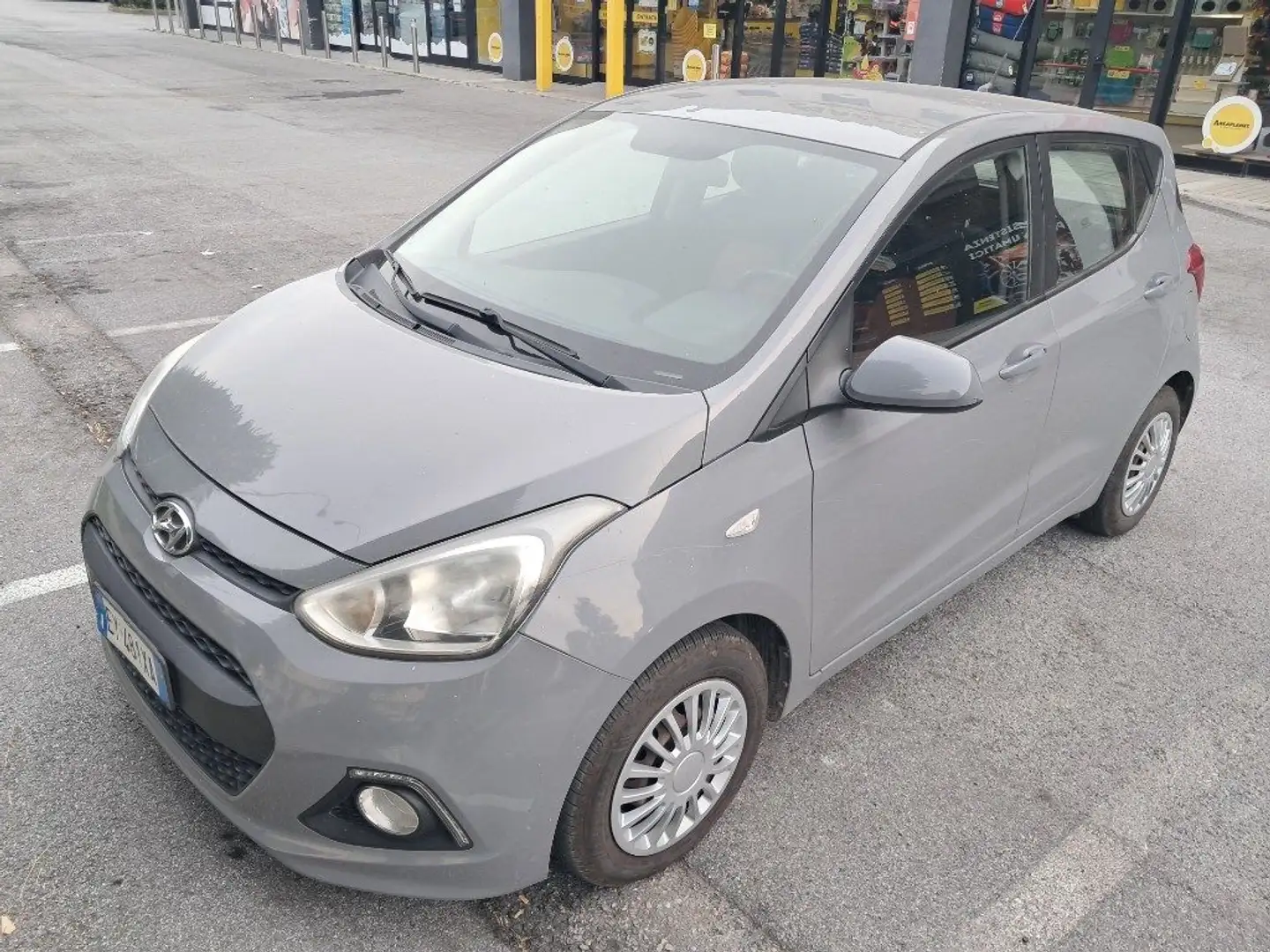 Hyundai i10 Gpl motore nuovo Gris - 2