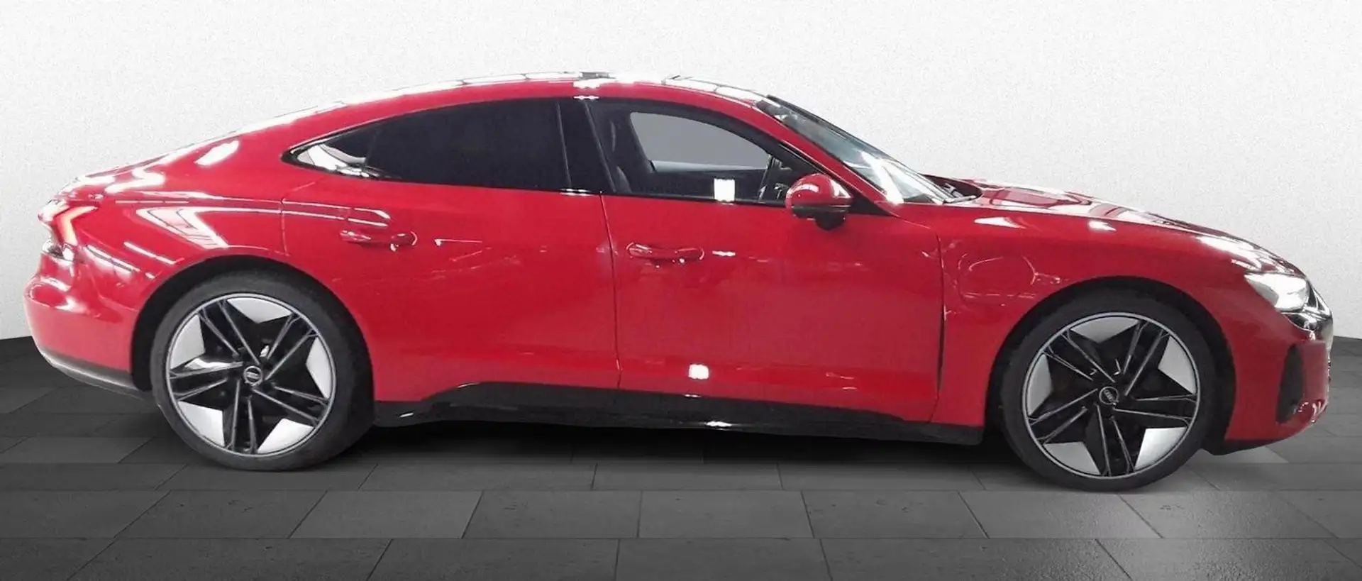 Audi e-tron GT qu. 350 kW+B&O+Head-up+Matrix+ACC+ Rot - 2