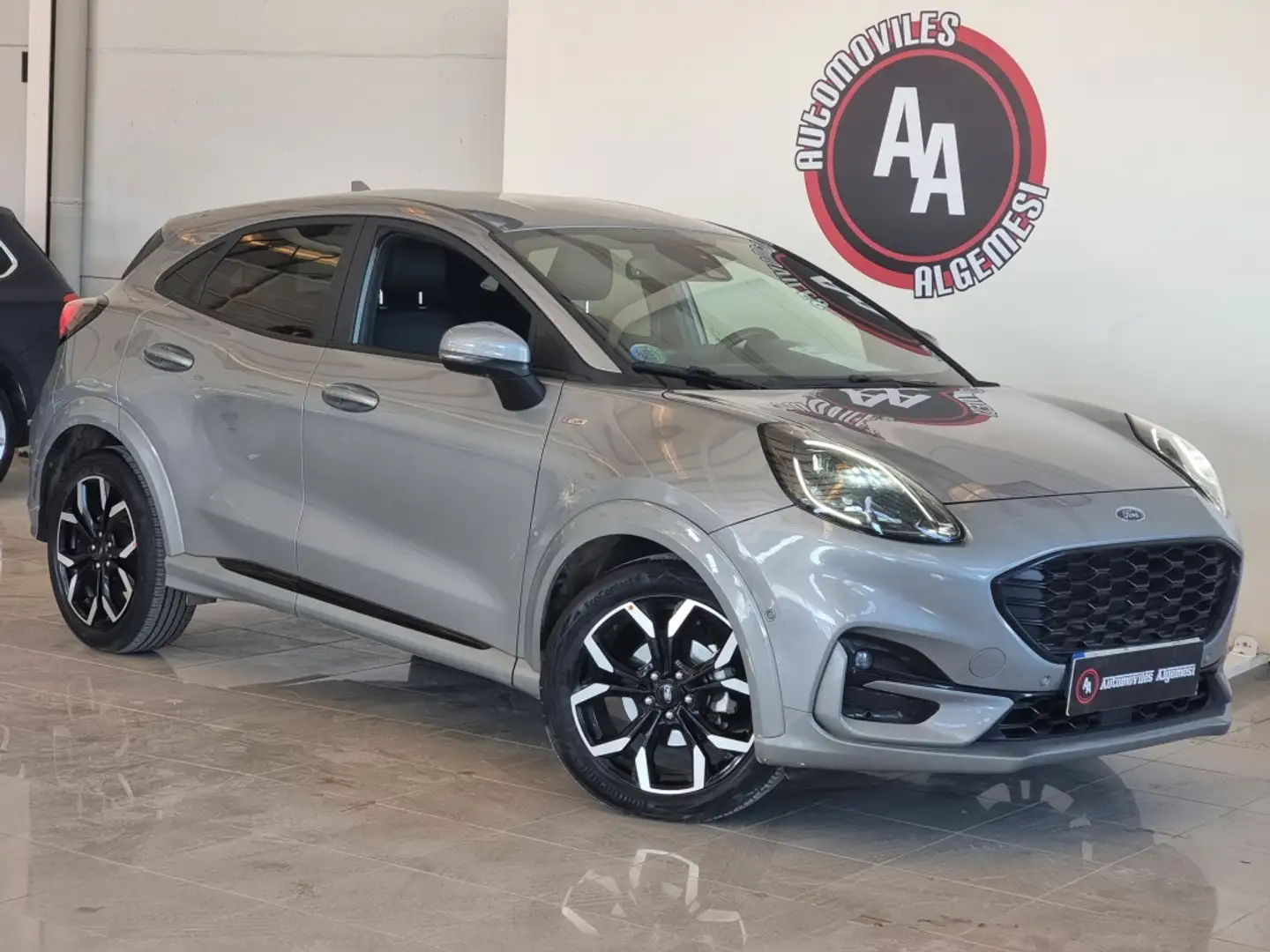 Ford Puma 1.0 EcoBoost MHEV ST-Line X Aut. 155 Gris - 1