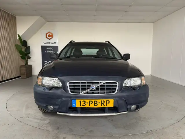 Volvo XC70 view 6