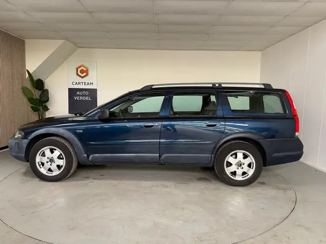 Volvo XC70 view 5
