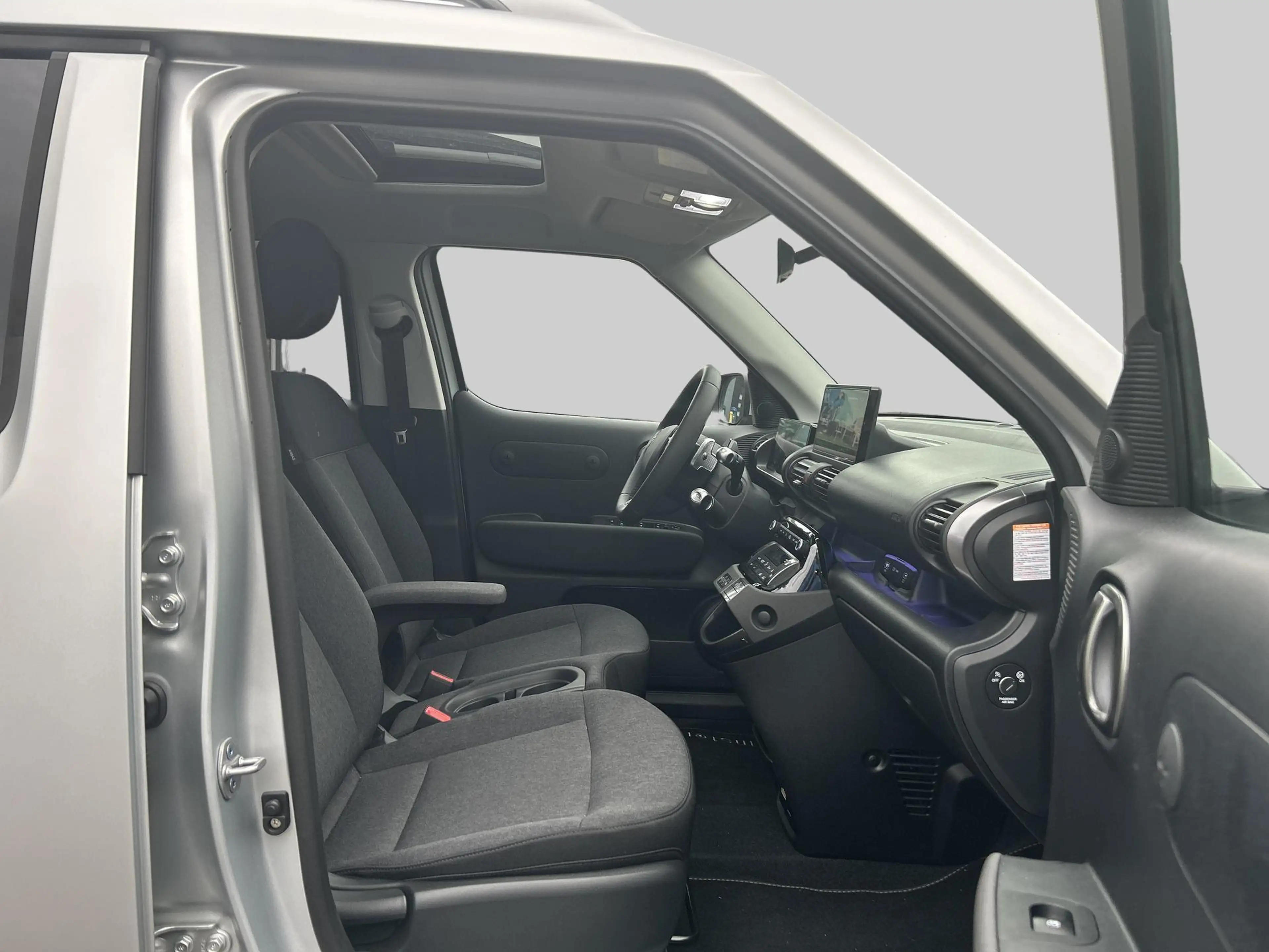 Hyundai Inster Evolve Sky 49 kWh — photo 12