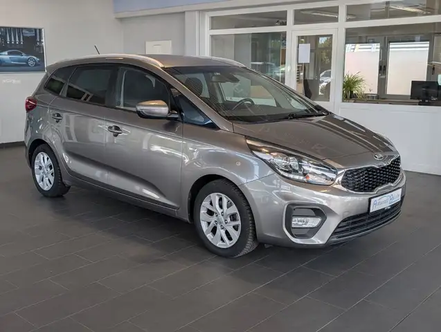 Kia Carens 1.7CRDI Vision Automatik*AHK*KAM*Sitzh.