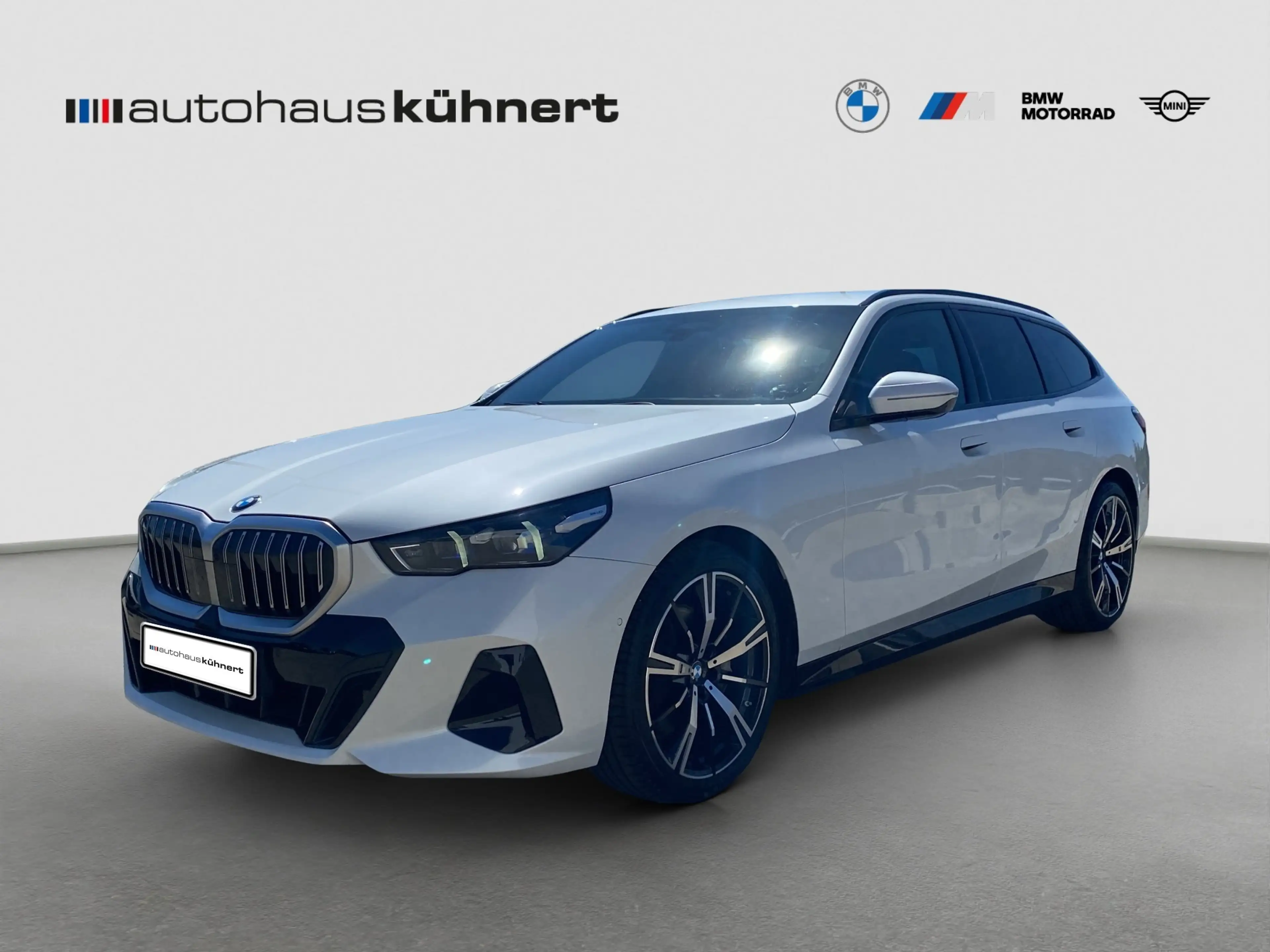 BMW 540 d xDrive Touring ///M-Sport ACC B&W SpurAss — photo 2