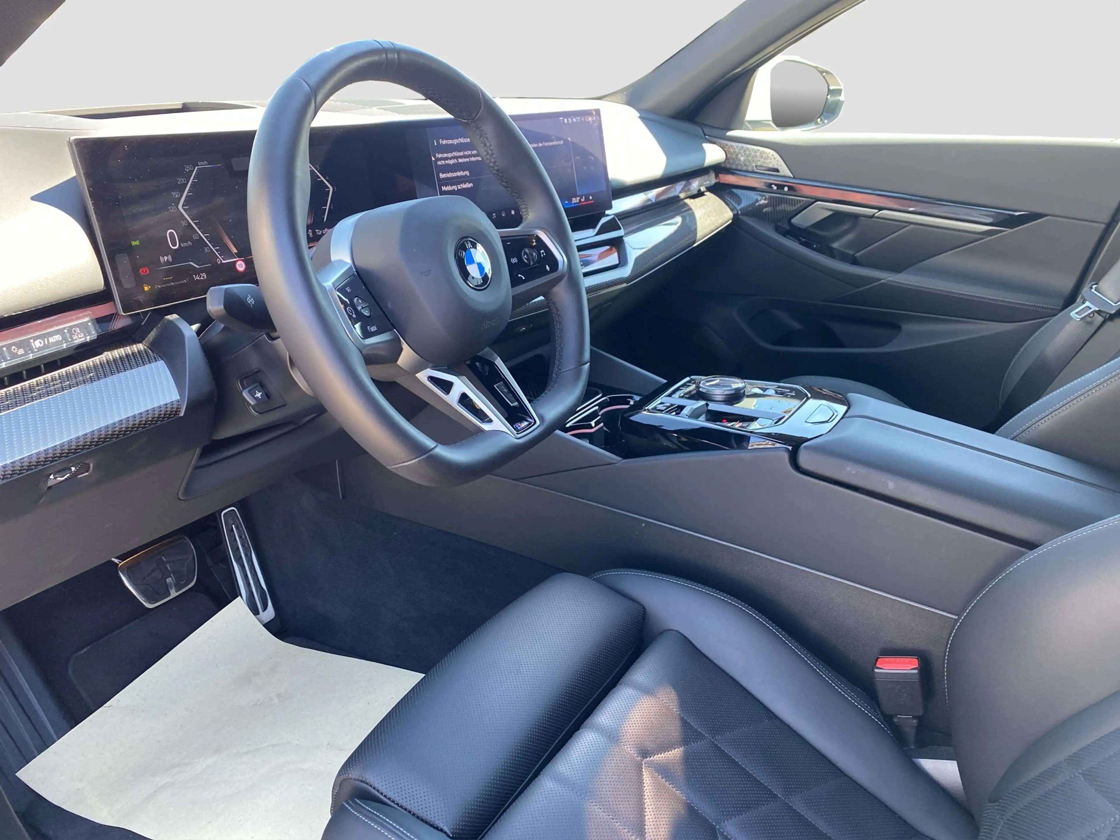 BMW 540 d xDrive Touring ///M-Sport ACC B&W SpurAss — photo 11