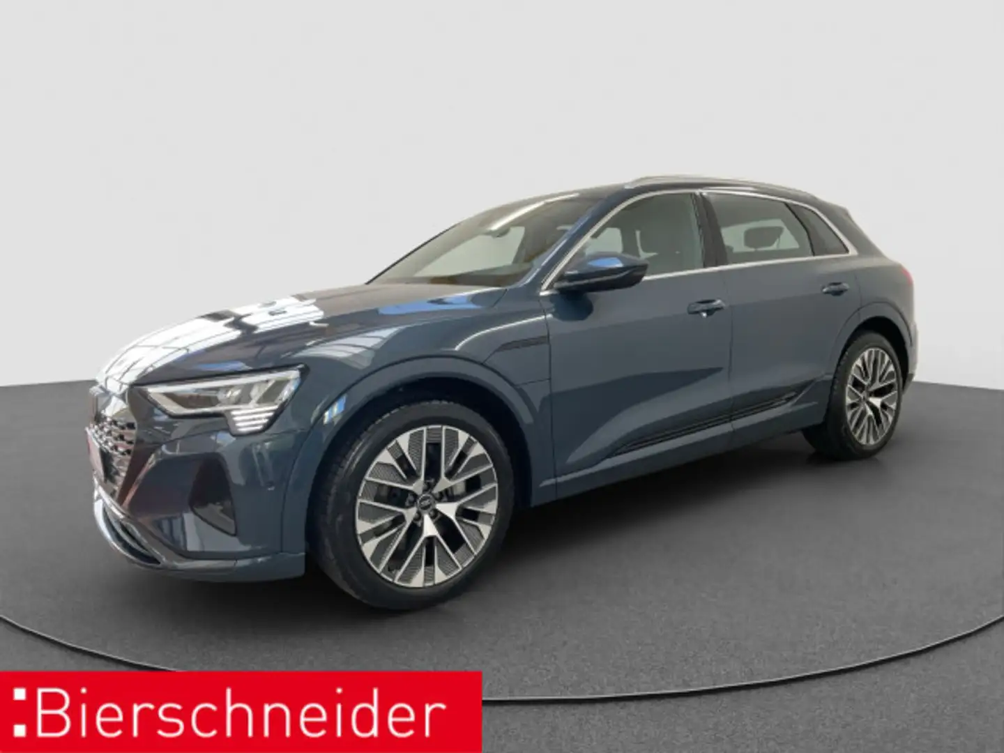Audi Q8 e-tron 55 qu advanced AHK PANO MATRIX 21 Blau - 2