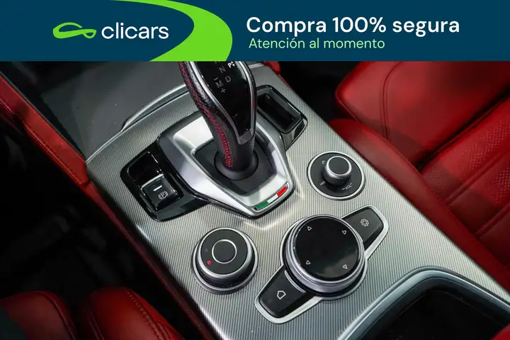 Alfa Romeo Stelvio 2021, foto 27