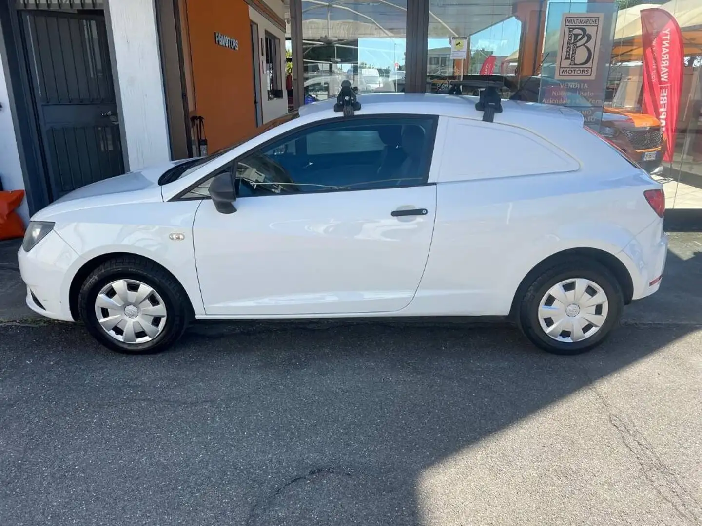 SEAT Ibiza 1.2 tdi CR van Bianco - 2