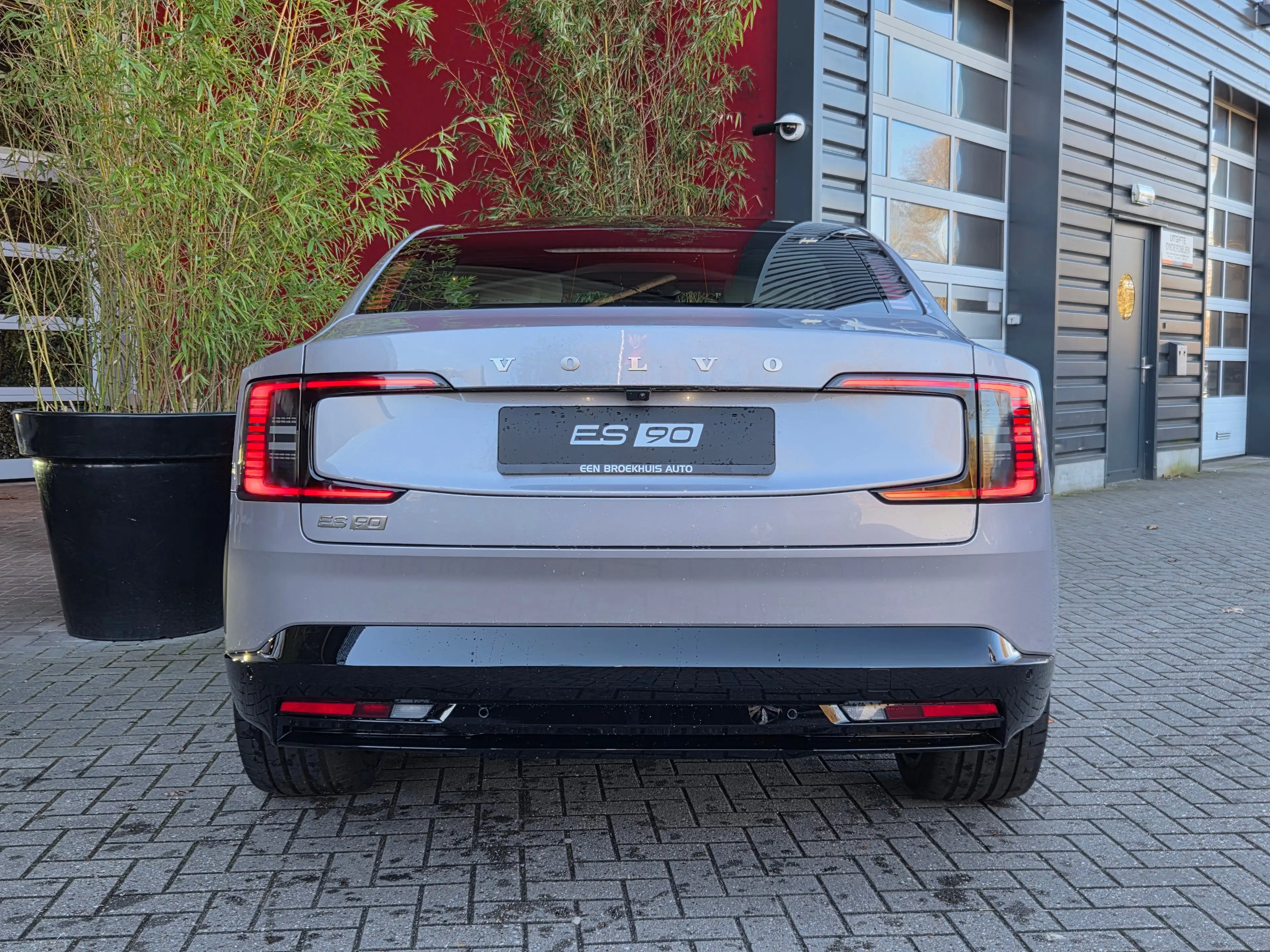 Volvo ES90 Single Motor Extended Range Ultra 92 kWh | Bowers& — photo 10