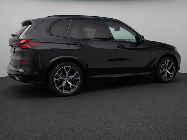 BMW X5 view 6