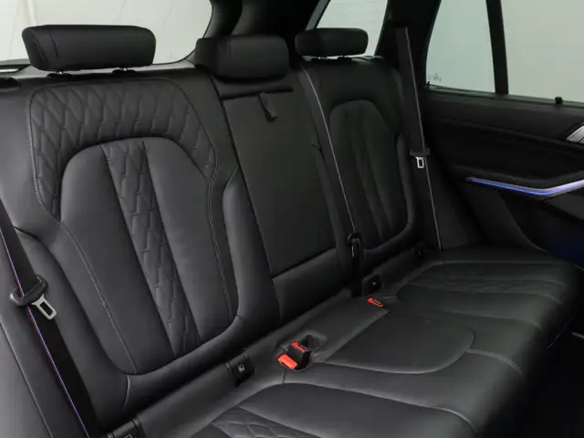 BMW X5 view 29