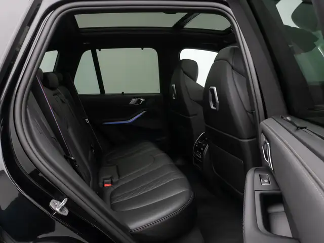 BMW X5 view 26