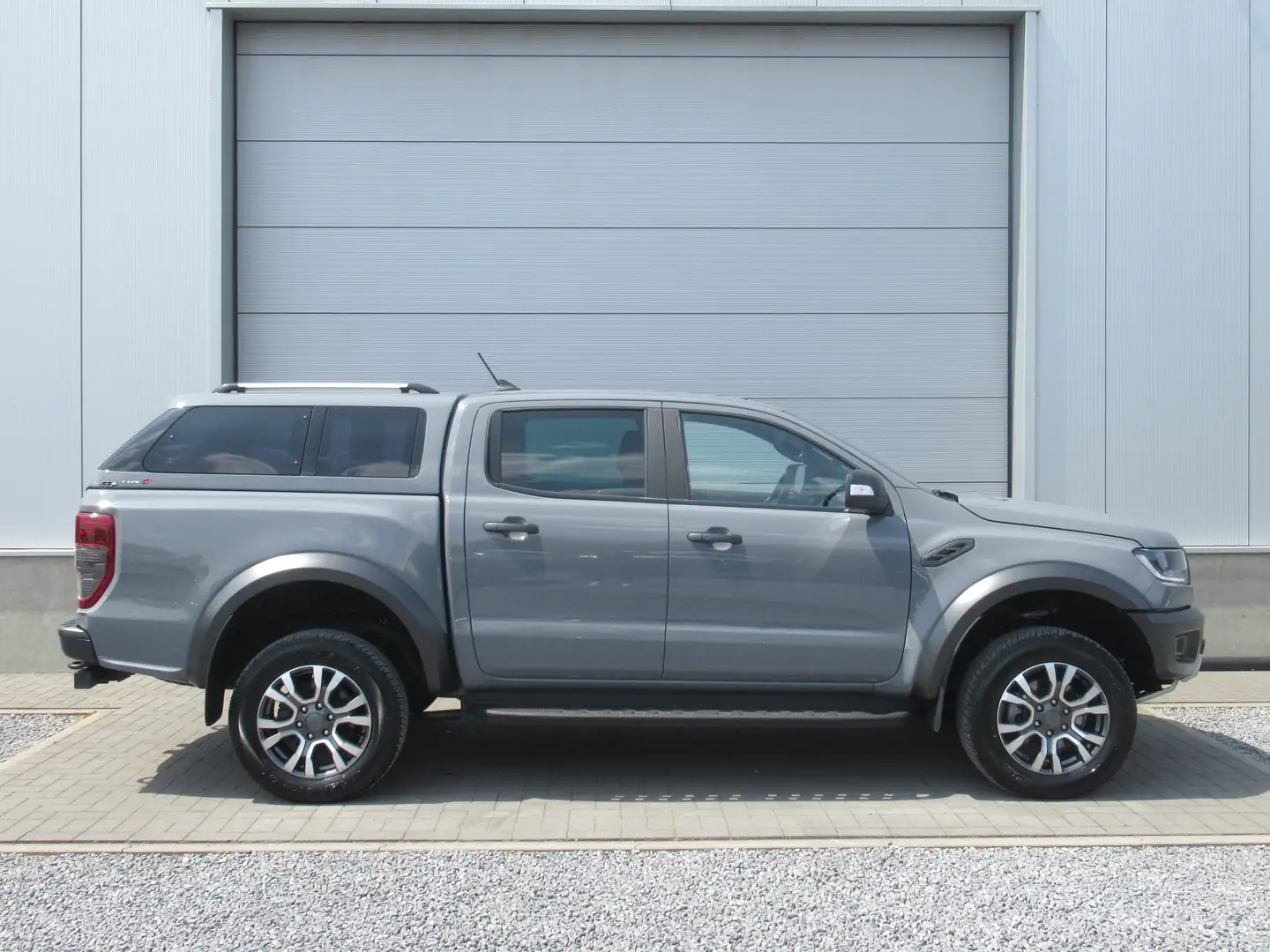 Ford Ranger Raptor 2.0 BiT / € 32.990 Netto / Aut. / Leder Gris - 2