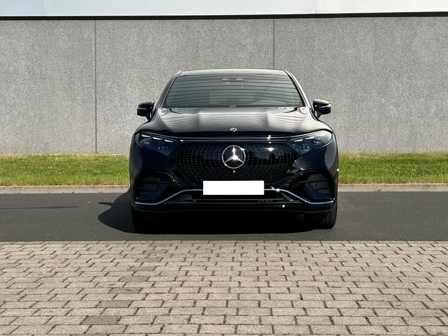 Mercedes-Benz EQS SUV 580 4Matic AMG Line Premium Schwarz - 2
