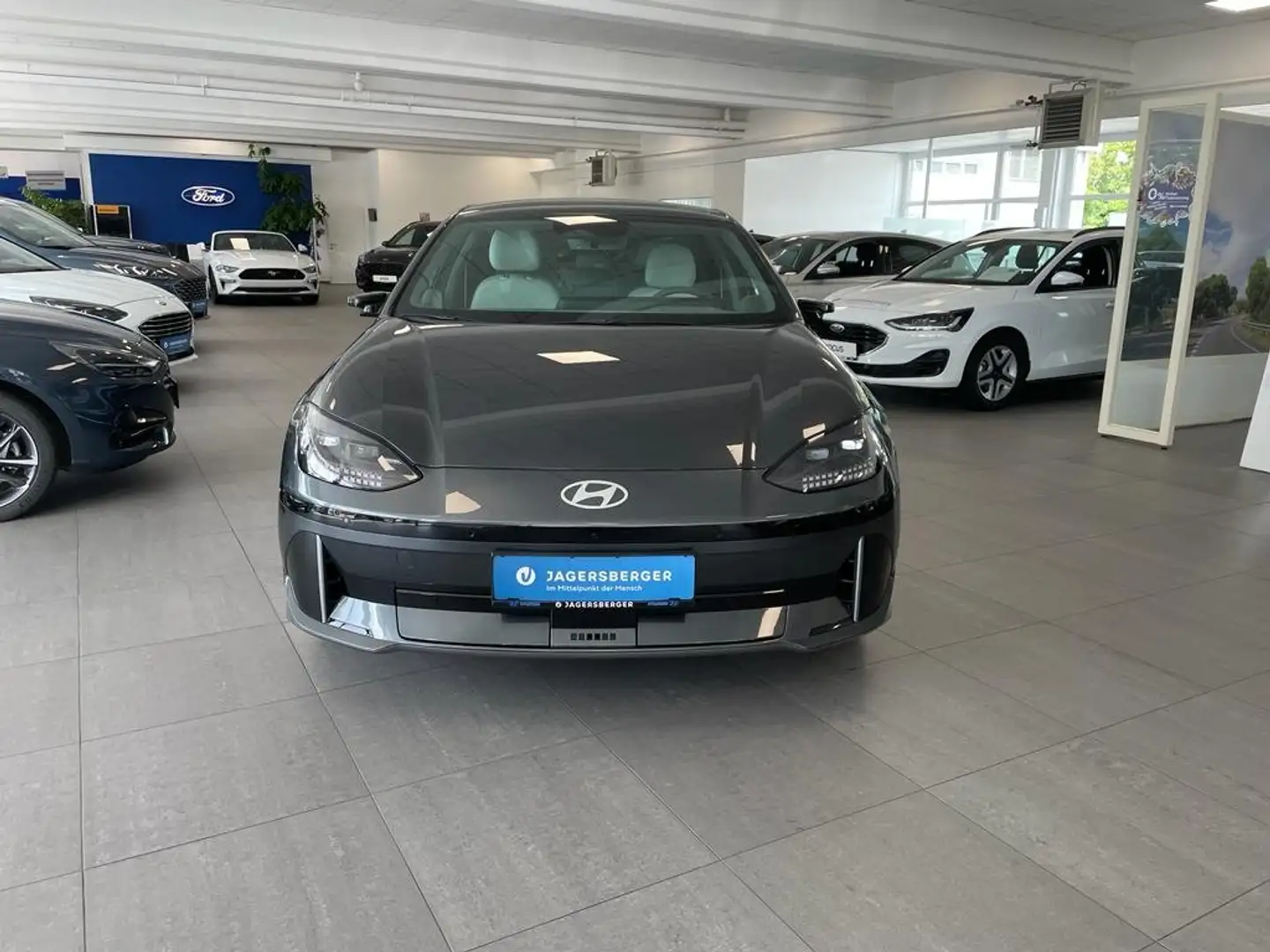 Hyundai IONIQ 6 Elektro 77,4kWh 4WD Top Line Long Range Au Grau - 2