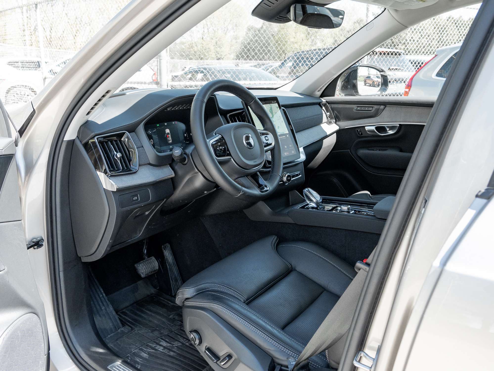 2026 Volvo XC90 B6 AWD Ultra 7-Seater LIKE NEW |CPO RATE fr 2.99%* thumb 7