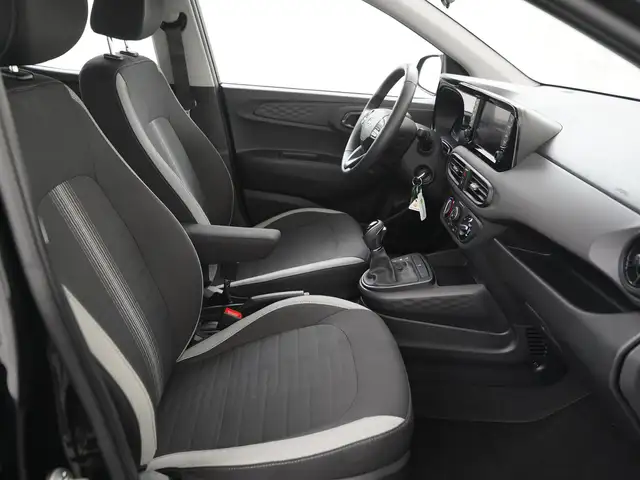 Hyundai I10 view 3