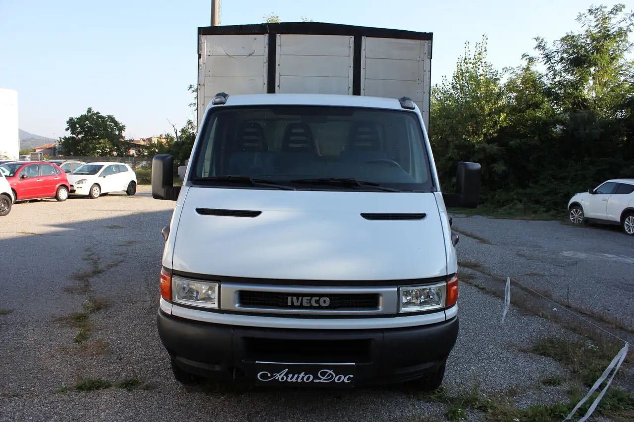 IVECO 50 q.li. DAILY TRASPORTO ANIMALI VIVI, foto 2