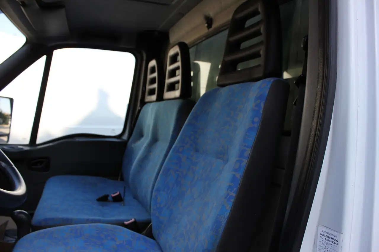 IVECO 50 q.li. DAILY TRASPORTO ANIMALI VIVI, foto 10