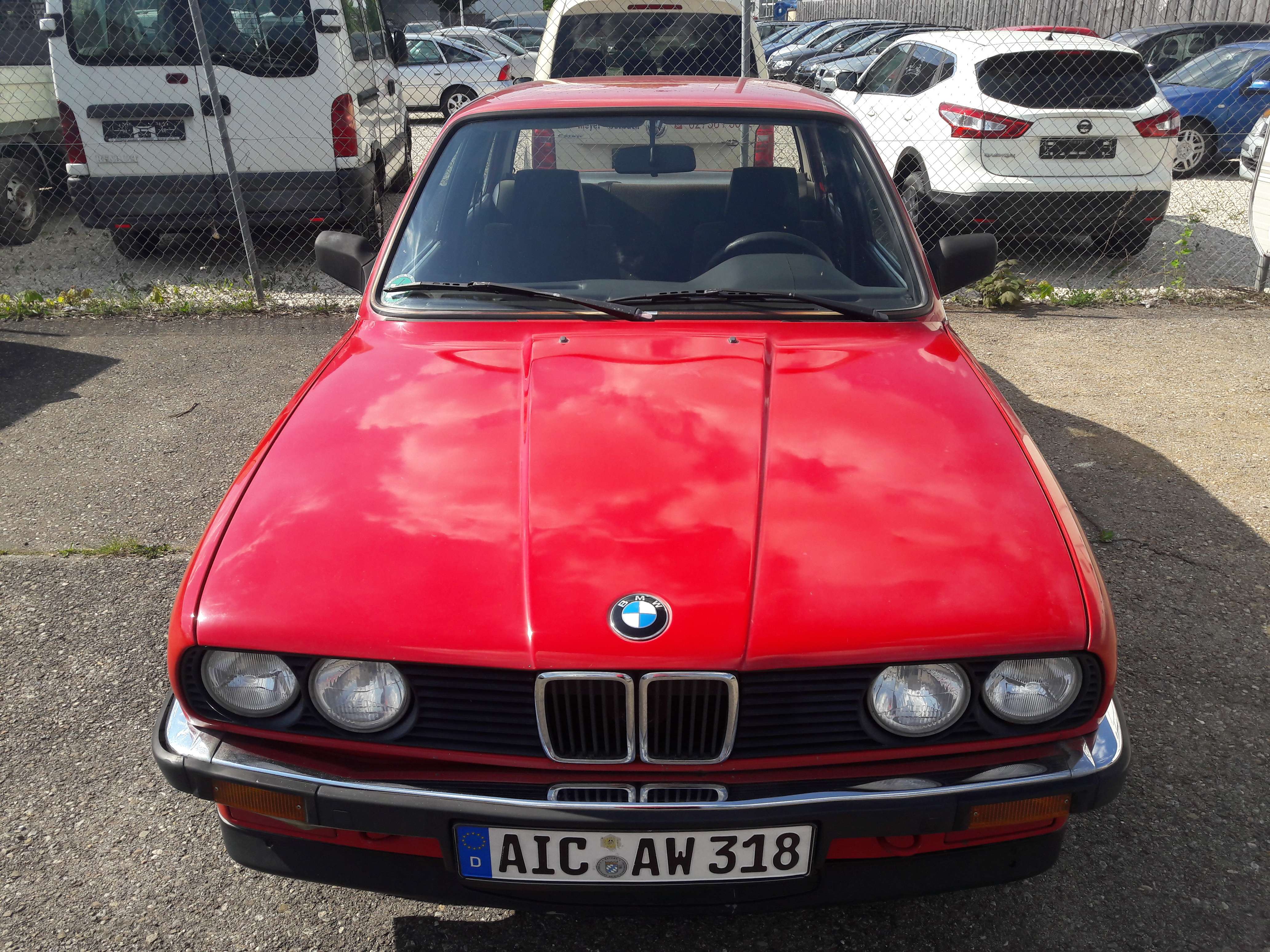Second hand Bmw 3 Series 318