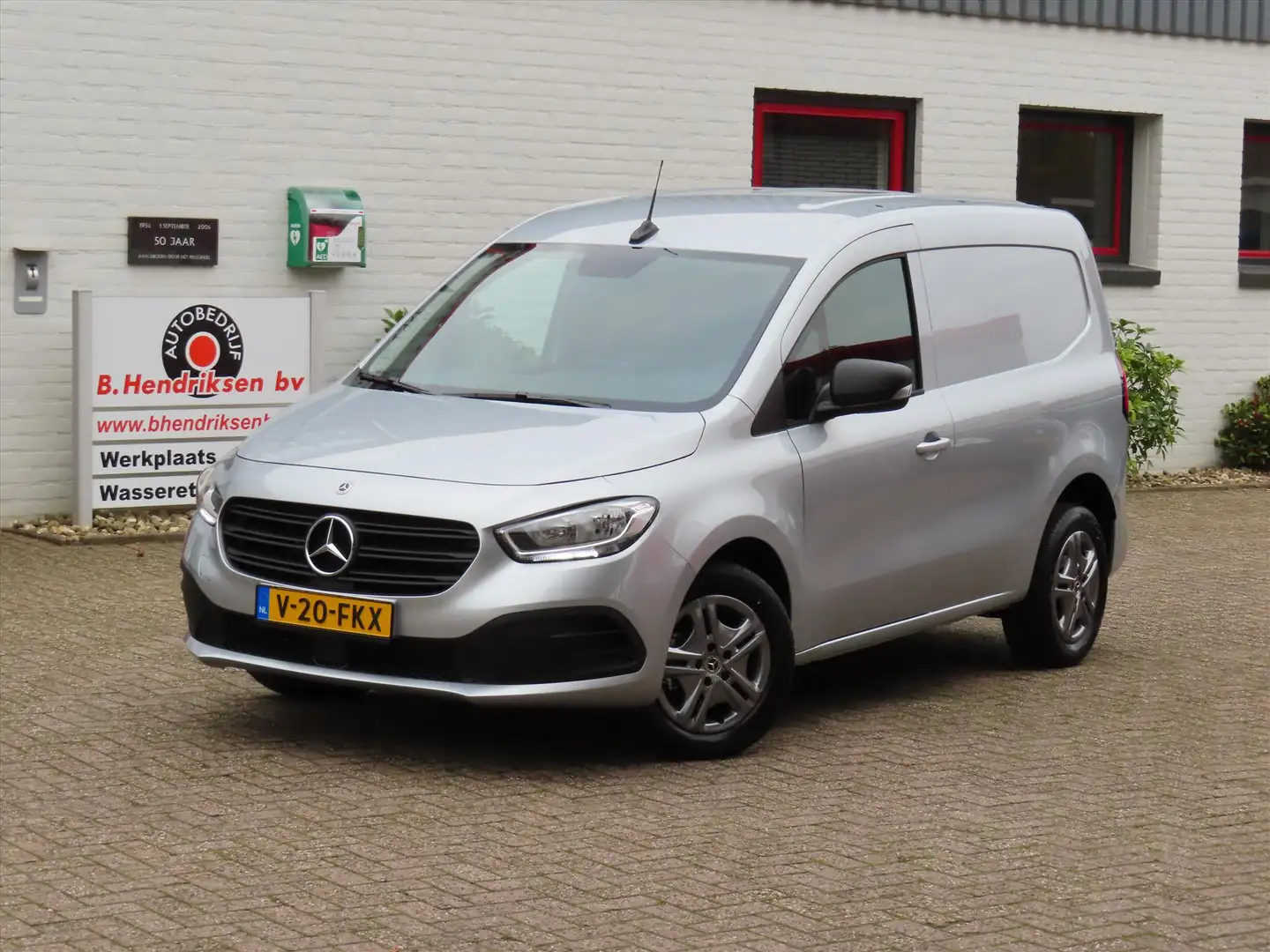 Mercedes-Benz Citan GB 108CDI L1 PRO/ Bumpers in kleur/ Apple Carplay/ Grijs - 1