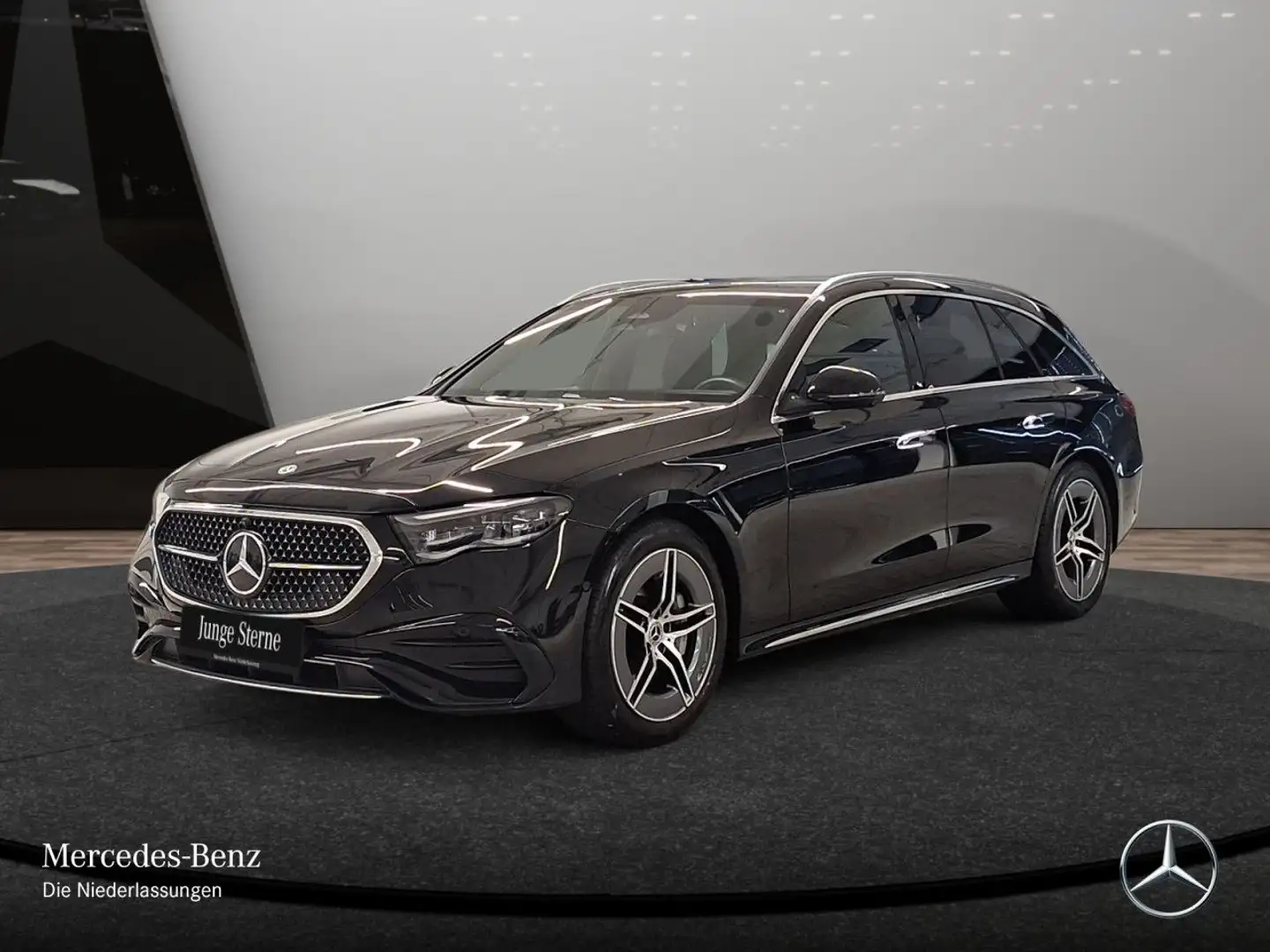 Mercedes-Benz E 220 d T 4M AMG 360° Pano Distr+ AHK Kamera PTS Schwarz - 2