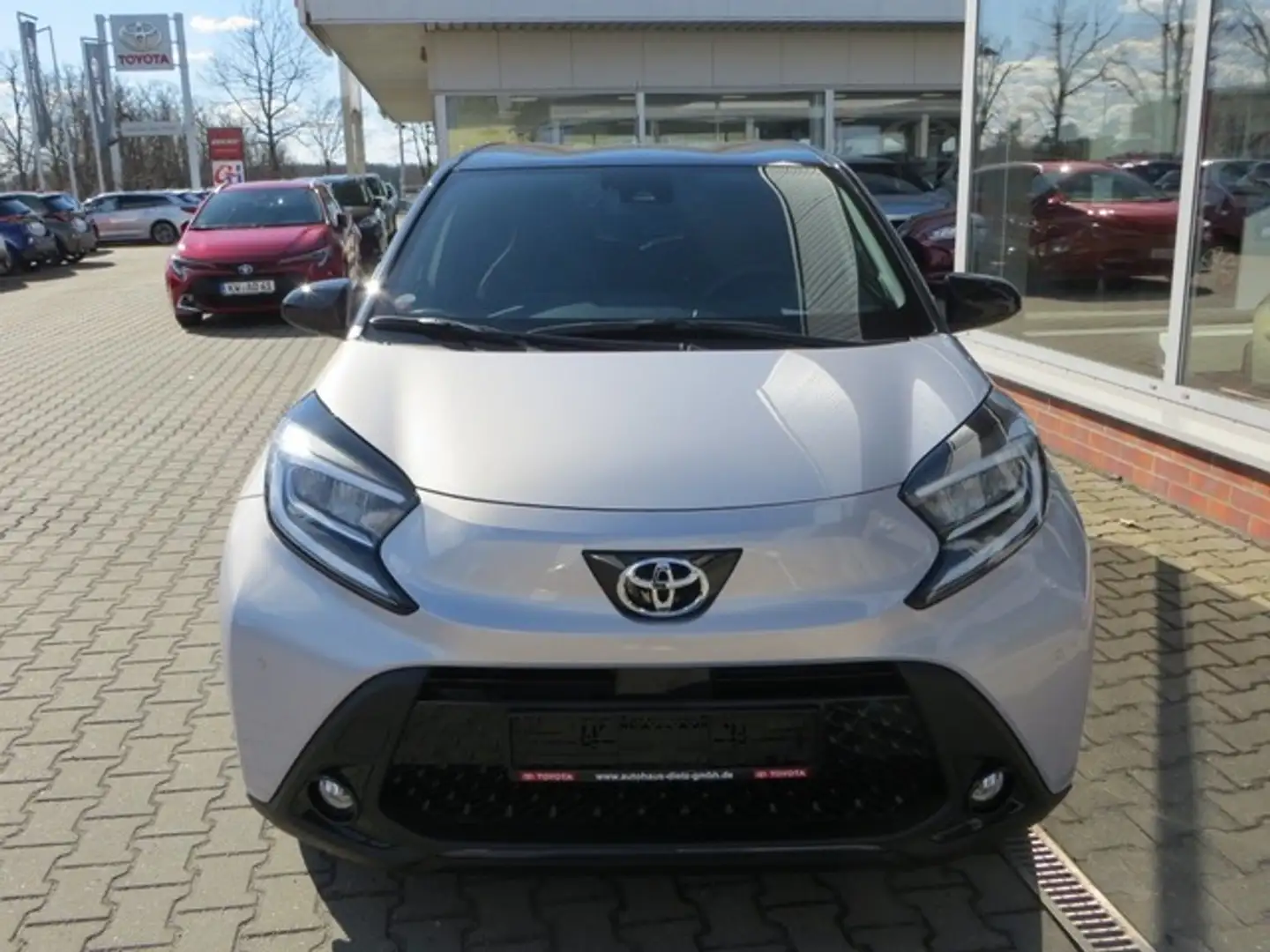 Toyota Aygo X 1.0 JBL Edition*LED*ACC*NAVI*APPLE-CAR Silber - 2