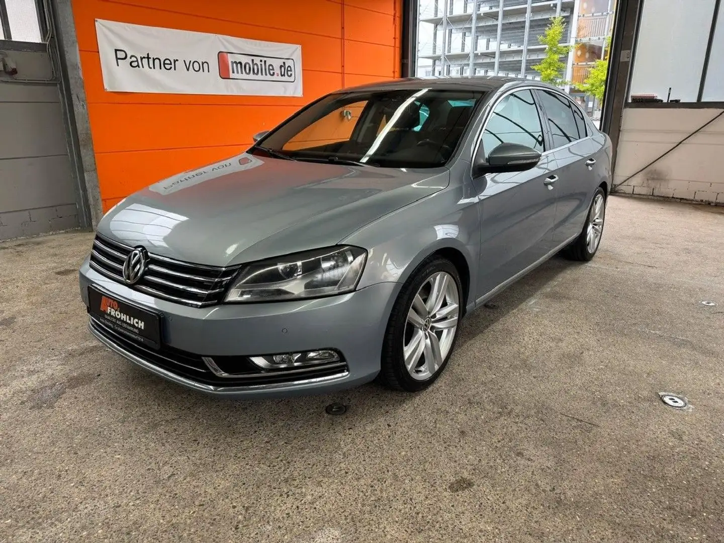 Volkswagen Passat Lim. 1.4 TSI Highline BlueMotion Leder Gri - 1
