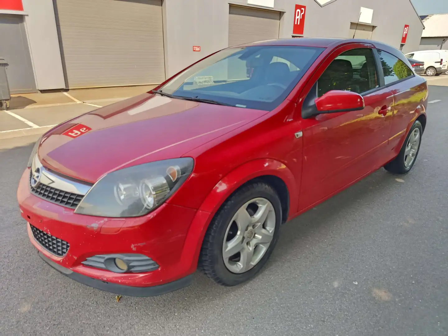 Opel Astra GTC 1.7 CDTi Cosmo Rouge - 1