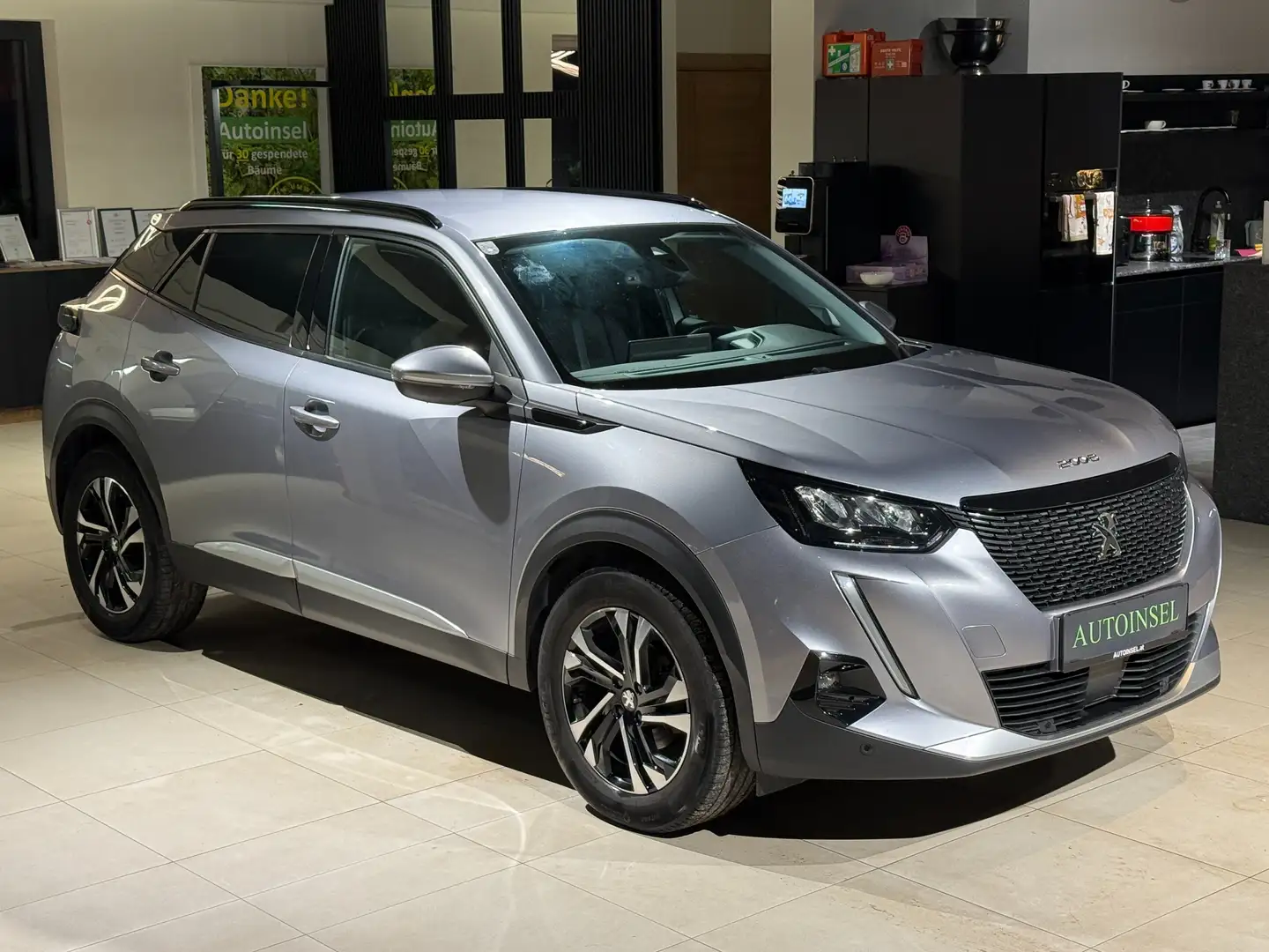 Peugeot 2008 Allure LED+360 Kamera+SHZ+1.Besitz Grau - 2