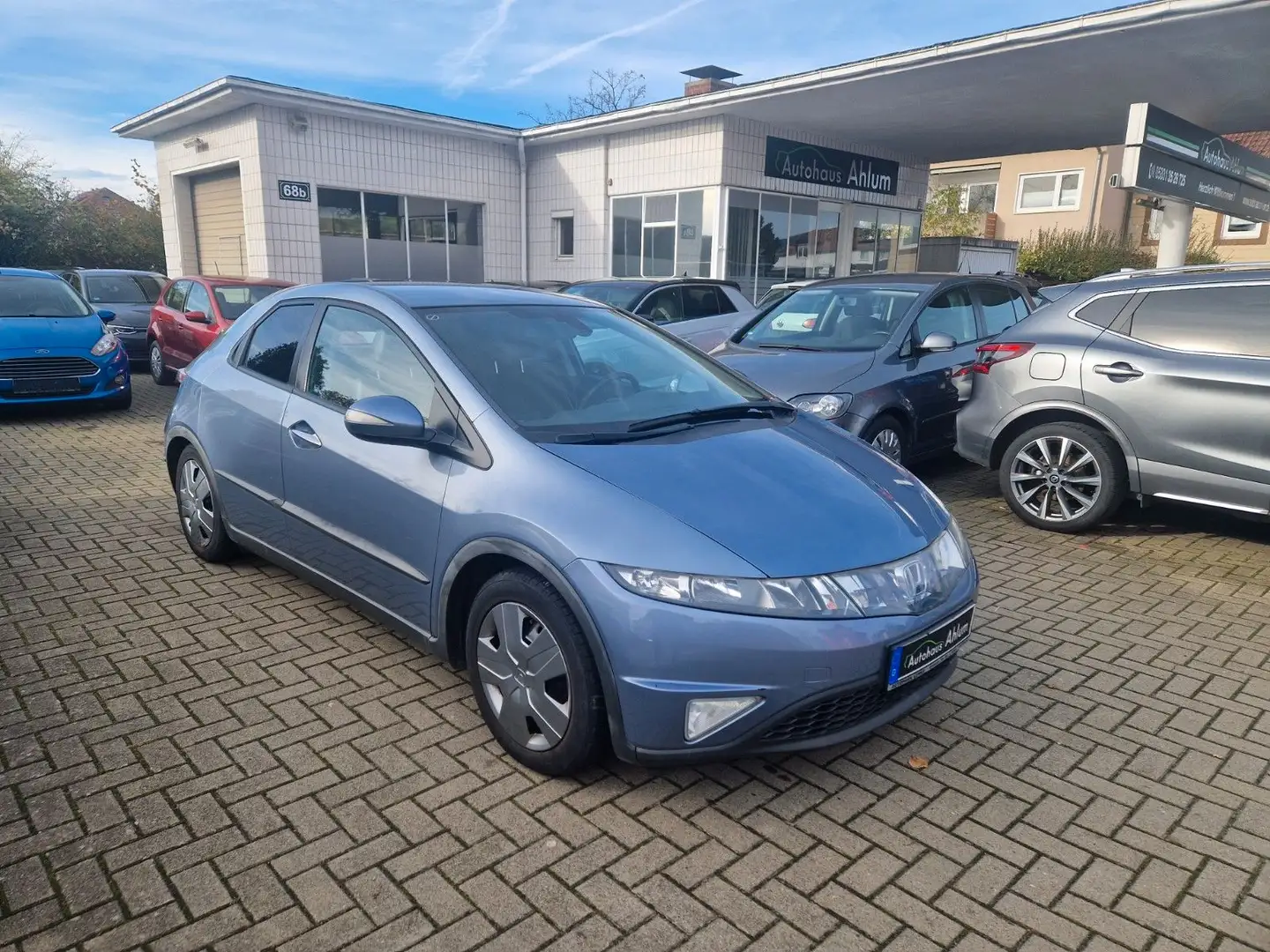 Honda Civic Lim. 5-trg. 1.4 Sport Klima 8-Fach MF-Lenk Silber - 1