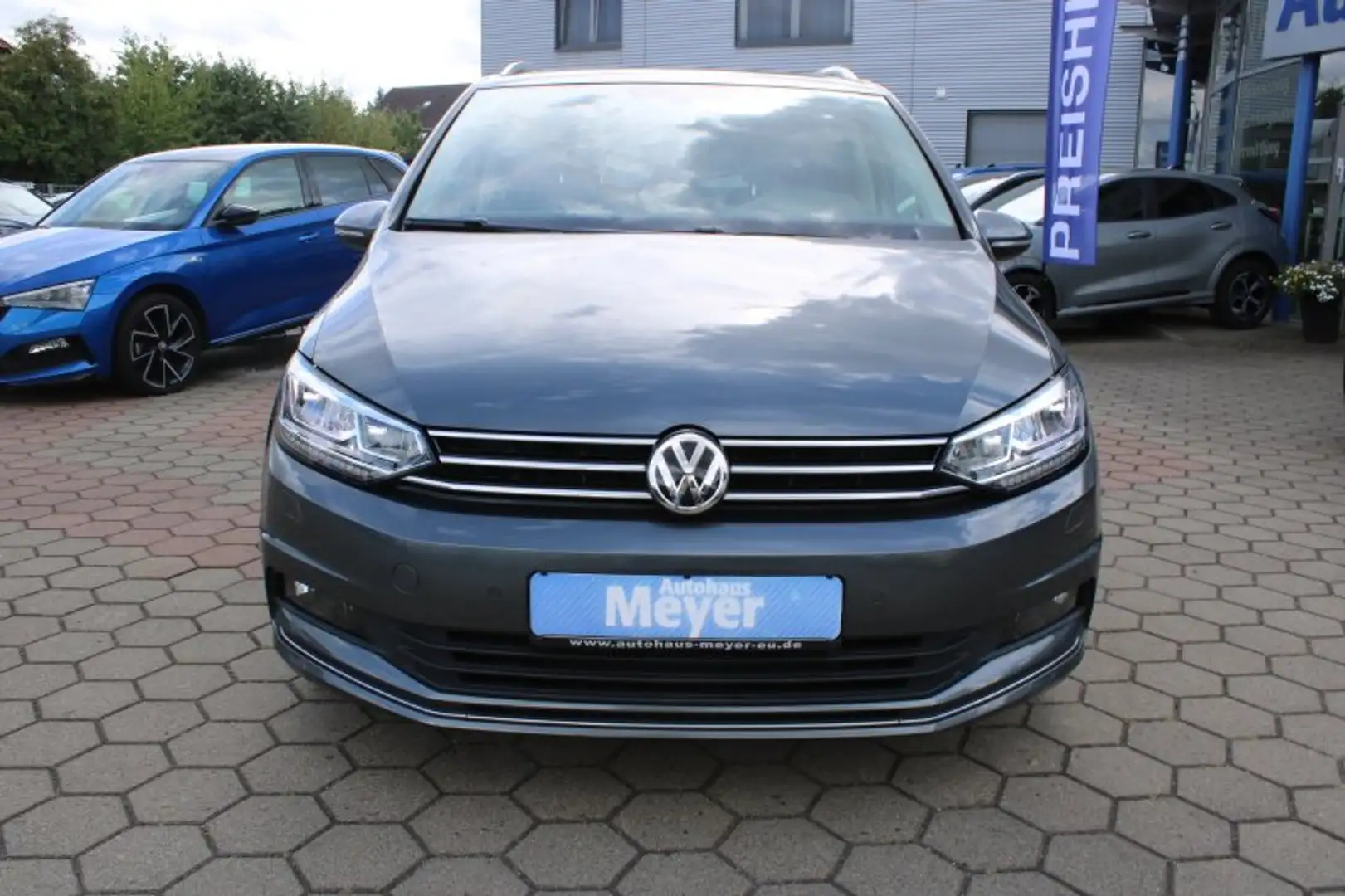 Volkswagen Touran 1.6 TDI Navi/LED/Sitzh./Temp./Pano. Gris - 2