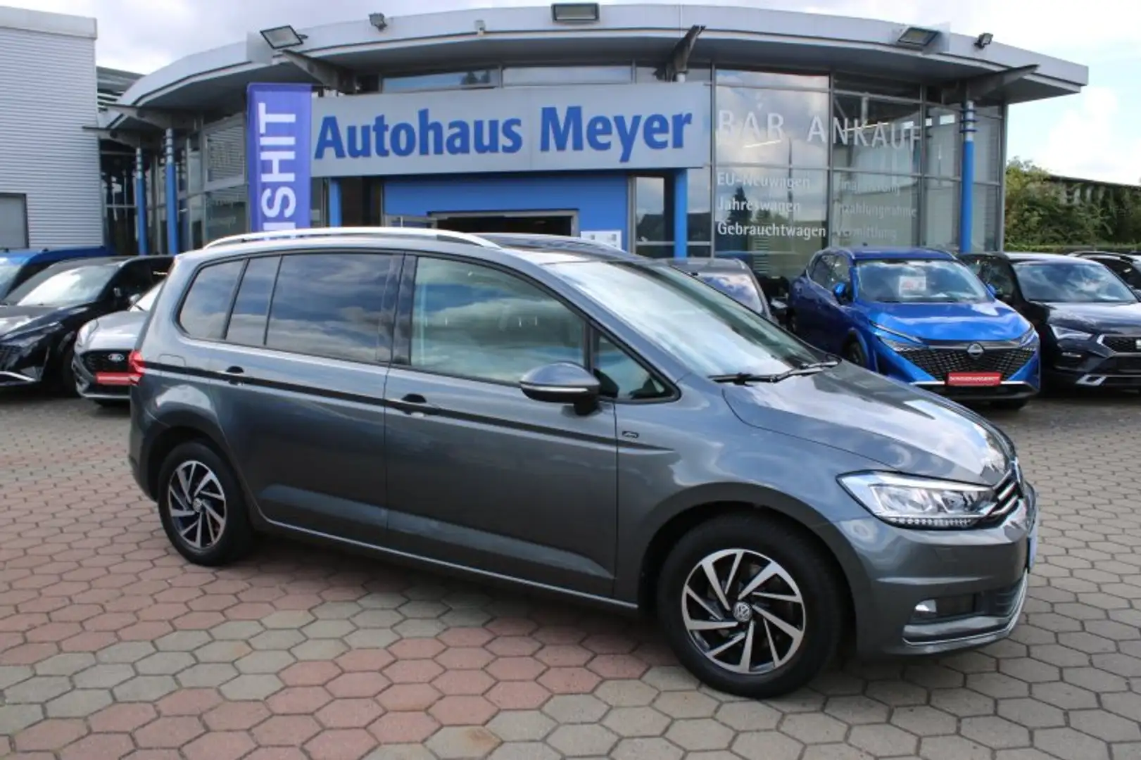 Volkswagen Touran 1.6 TDI Navi/LED/Sitzh./Temp./Pano. Gris - 1