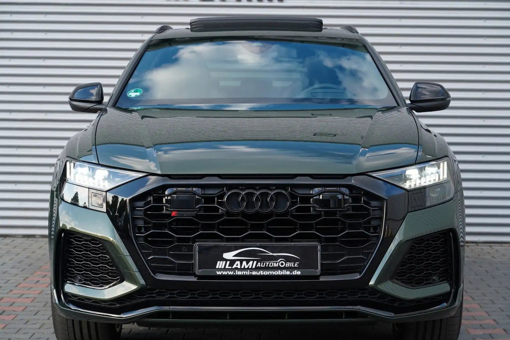 Audi RS Q8 4.0TFSI quattro INDIVIDUAL DYNAMIK+ PANO Green - 2