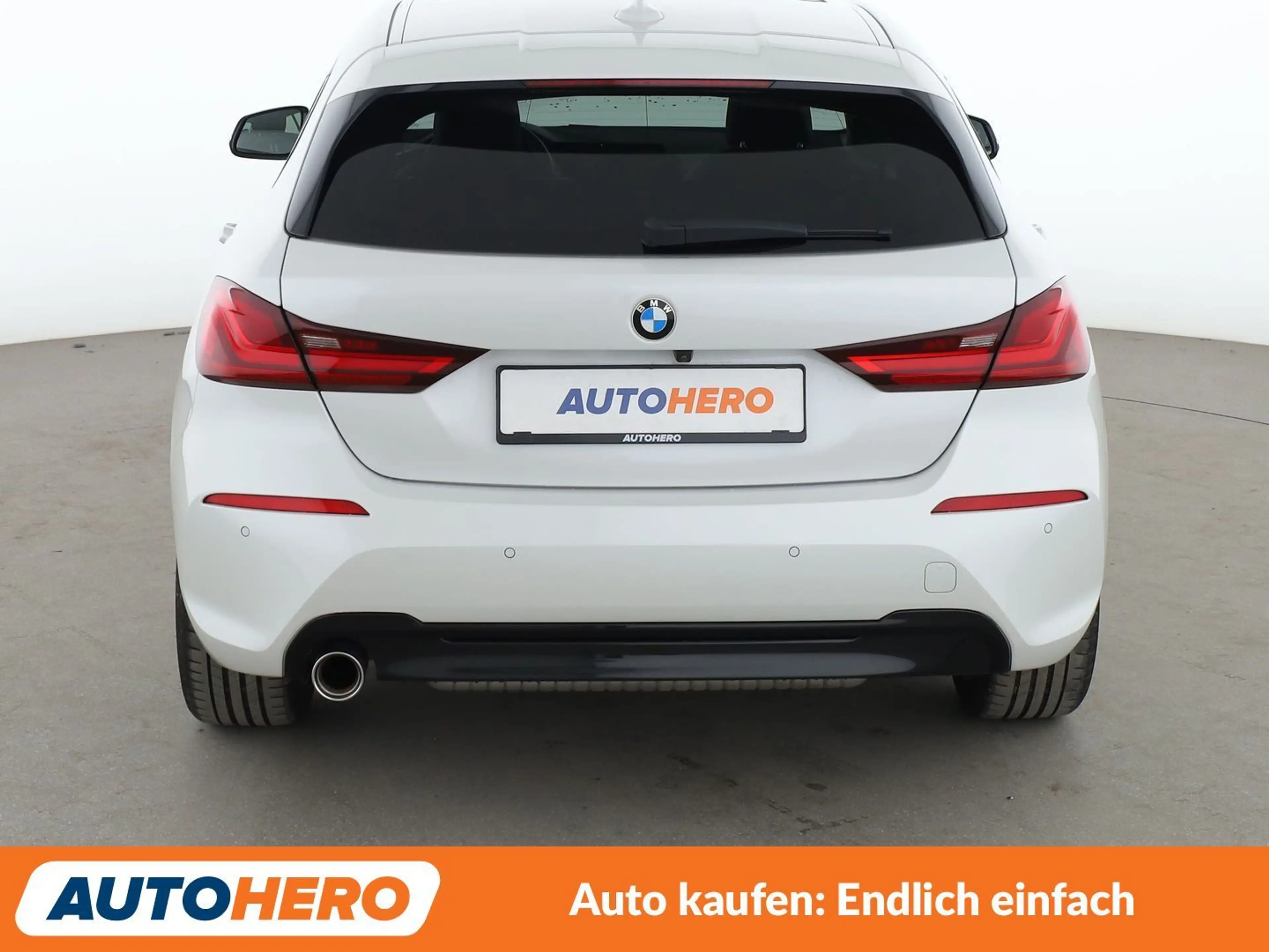 BMW 118 118i Sport Line Aut.*HUD*LED*ACC*CAM*PLA*PDC*PANO* — photo 5