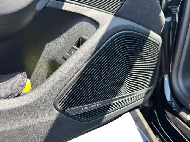 Audi RS5 view 11