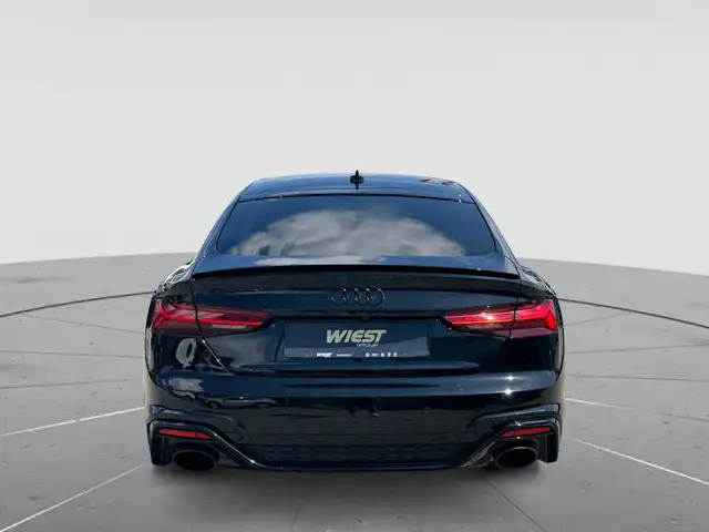 Audi RS5 view 7