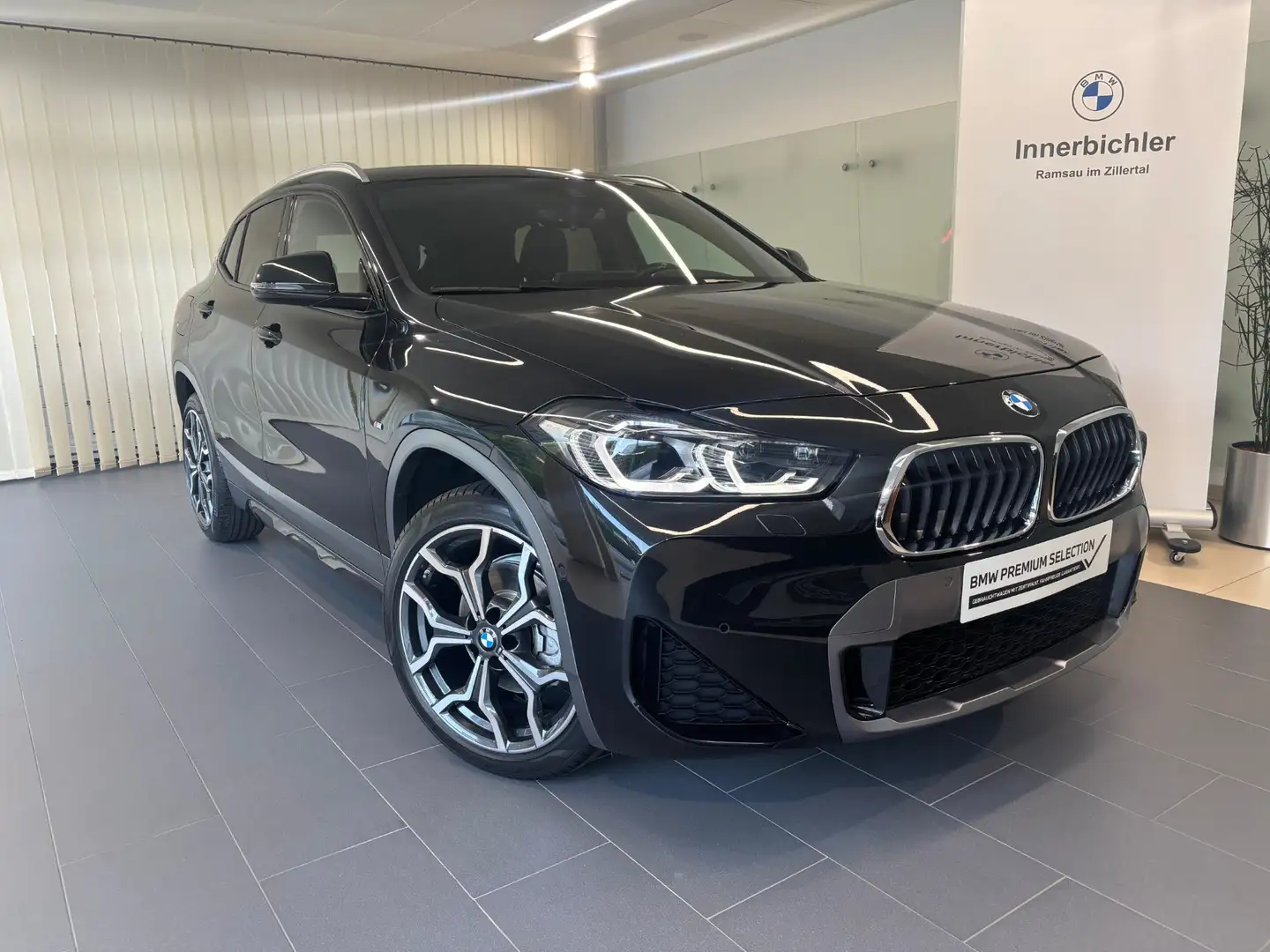 BMW X2 X2 sDrive 18d Noir - 1