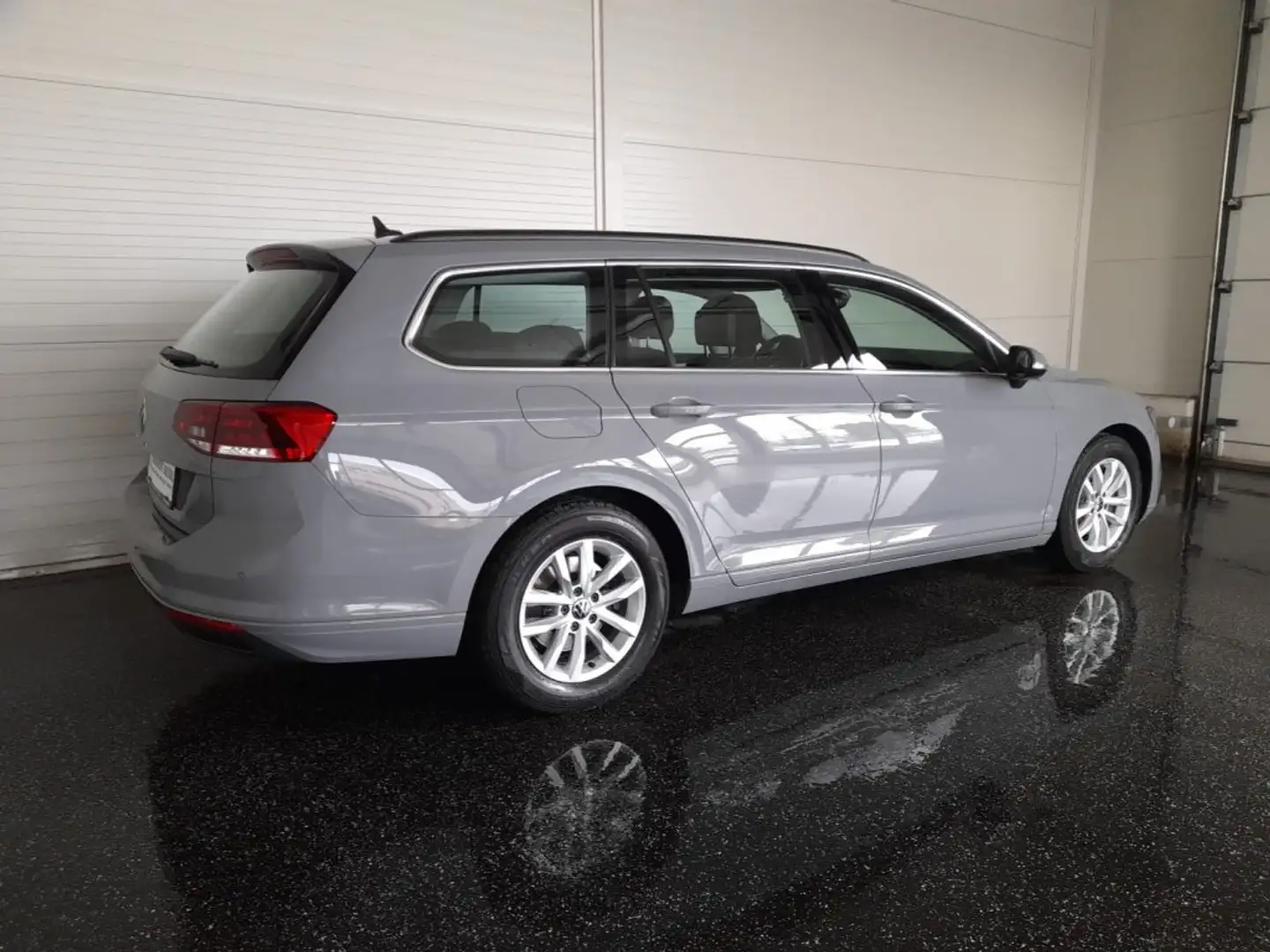 Volkswagen Passat Variant BUSINESS 2,0 TDI DSG *LED / NAVI / AHV & KAMERA / ACC / SPORT MASSAGESITZ / TRAVEL ASSIST* Grau - 2