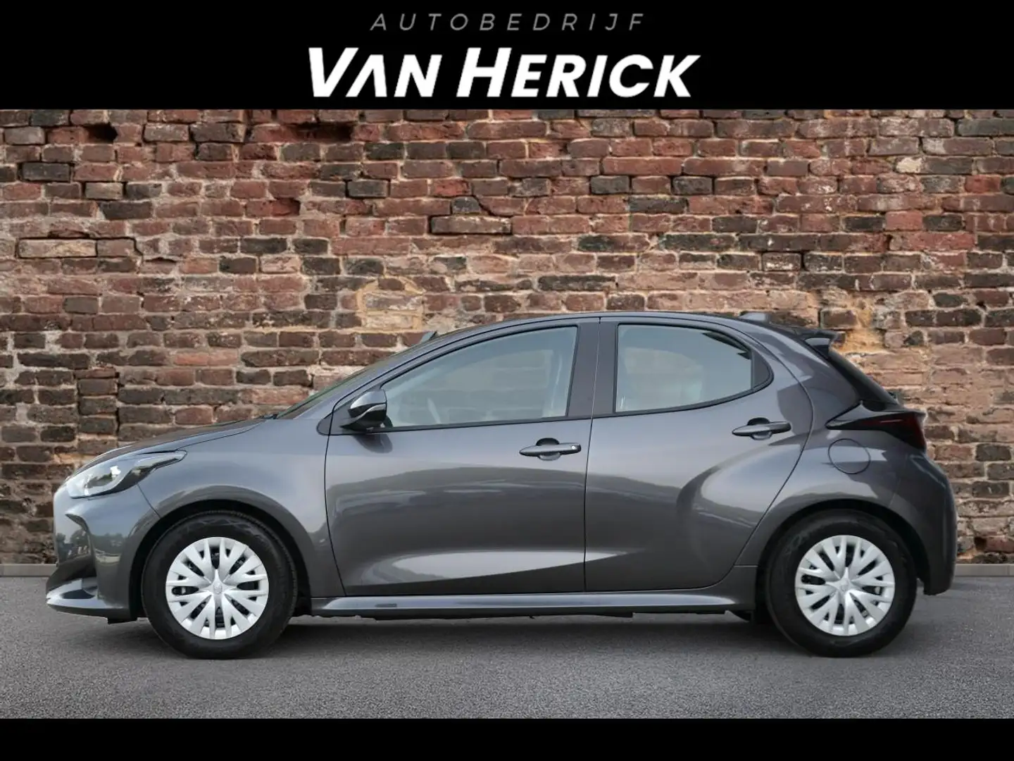 Toyota Yaris 1.5 Hybrid Comfort | Camera | PDC V+A | Carplay Grigio - 2