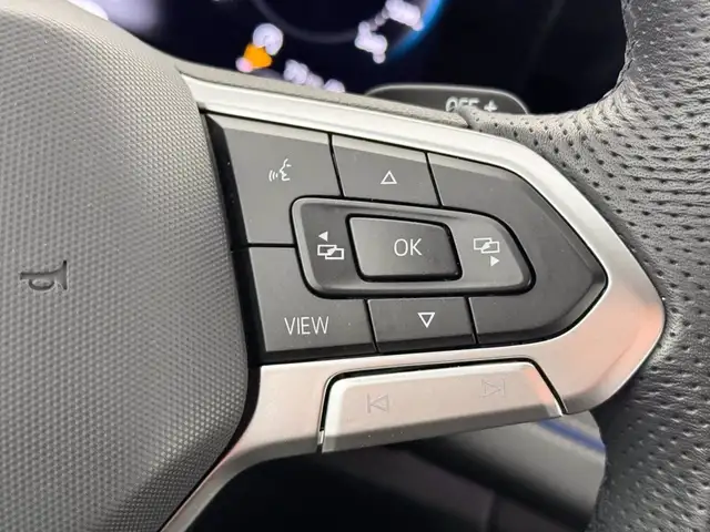 Volkswagen Tiguan view 23