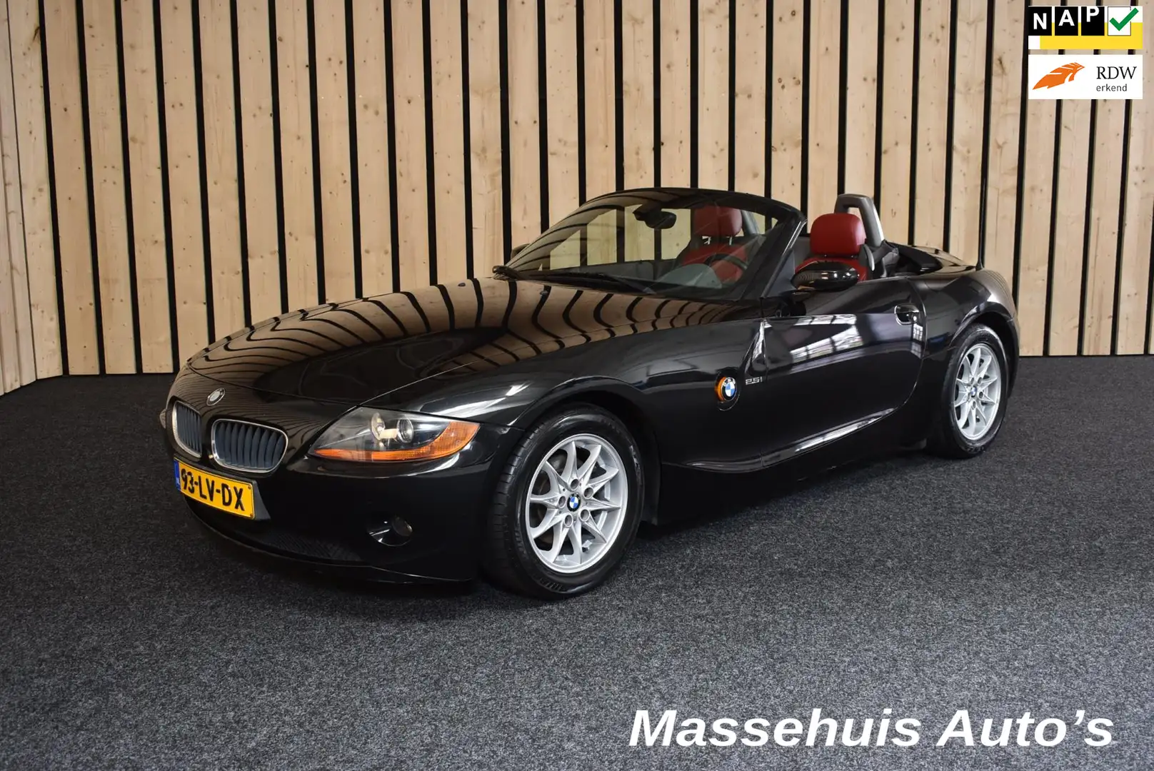 BMW Z4 Roadster 2.5i S 157dkm Hardtop Leer Airco Cruise P Zwart - 1