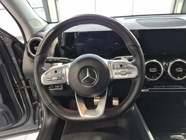 Mercedes-Benz GLB Class view 10