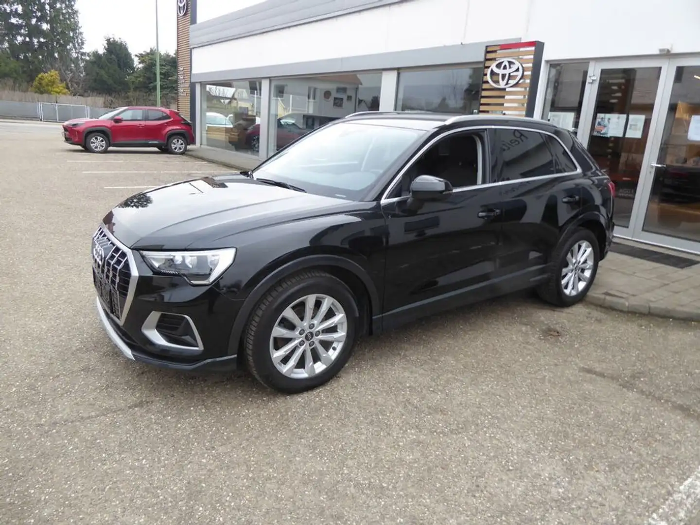 Audi Q3 35 TDI S-tronic *LED*LEDER*VIRTUAL* Schwarz - 2